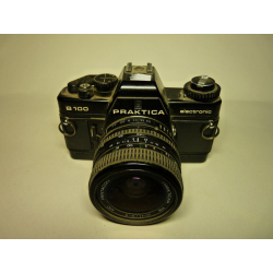 Pentacon: Praktica B 100 Electronic